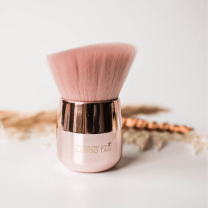 lusso tan hand and face brush