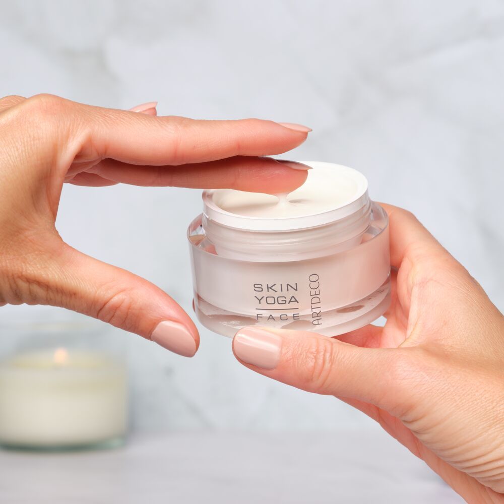 artdeco collagen booster cream with vitamin c lifestyle