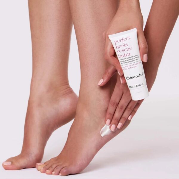 This Works Perfect Heels Rescue Balm 75ml (Application)