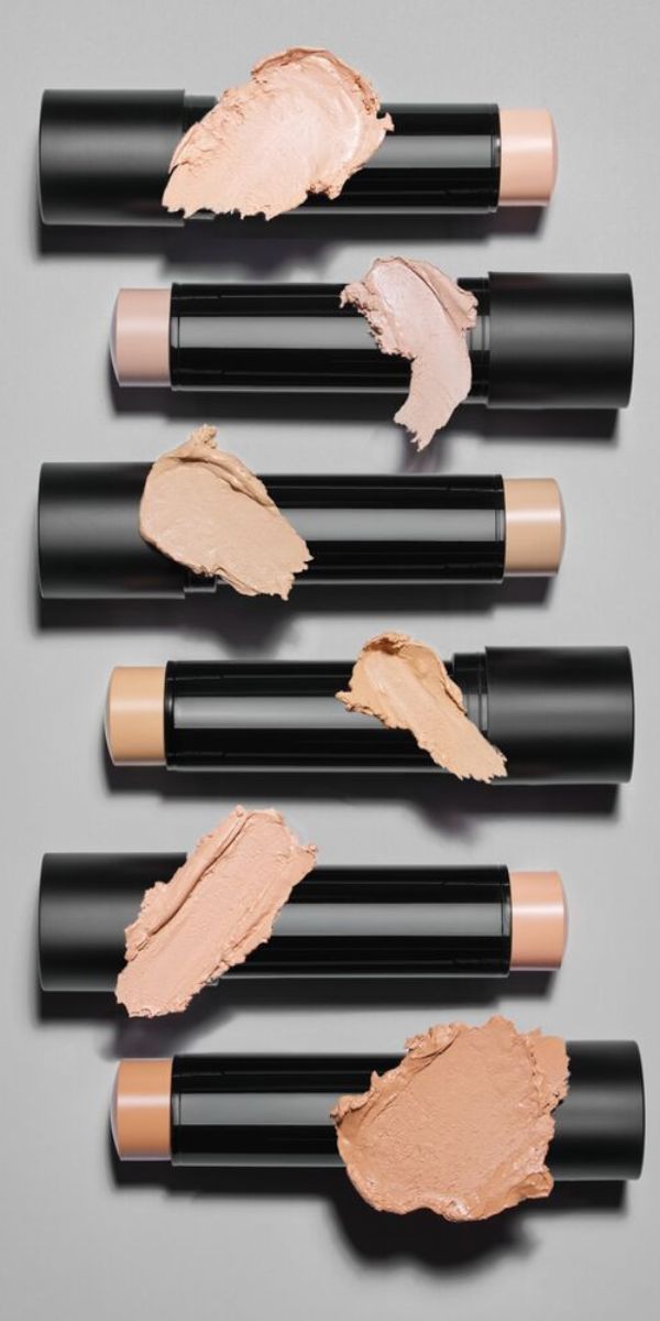 ARTDECO Skin Perfecting Stick (Blog)